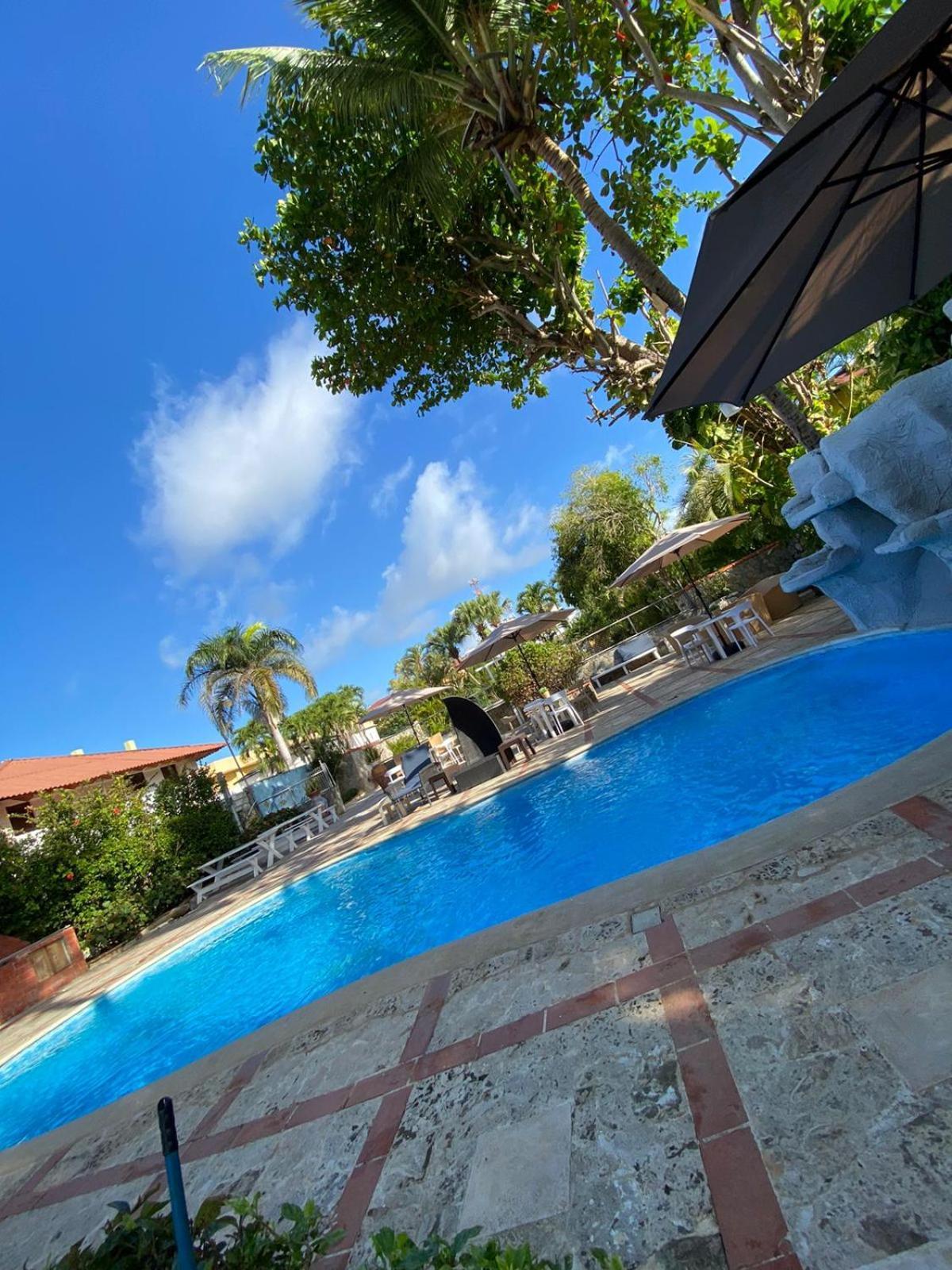 D' Franchesis Hostal Juan Dolio Ngoại thất bức ảnh