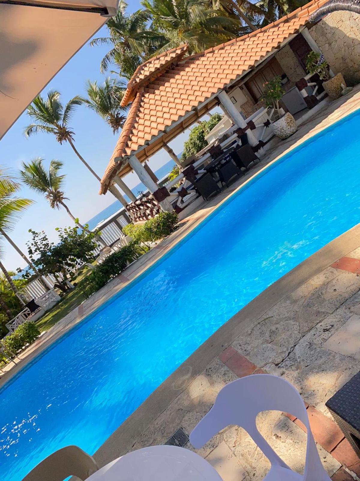 D' Franchesis Hostal Juan Dolio Ngoại thất bức ảnh