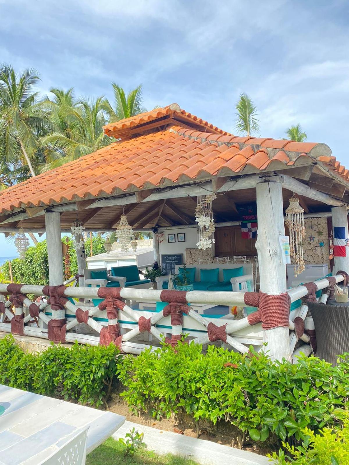 D' Franchesis Hostal Juan Dolio Ngoại thất bức ảnh