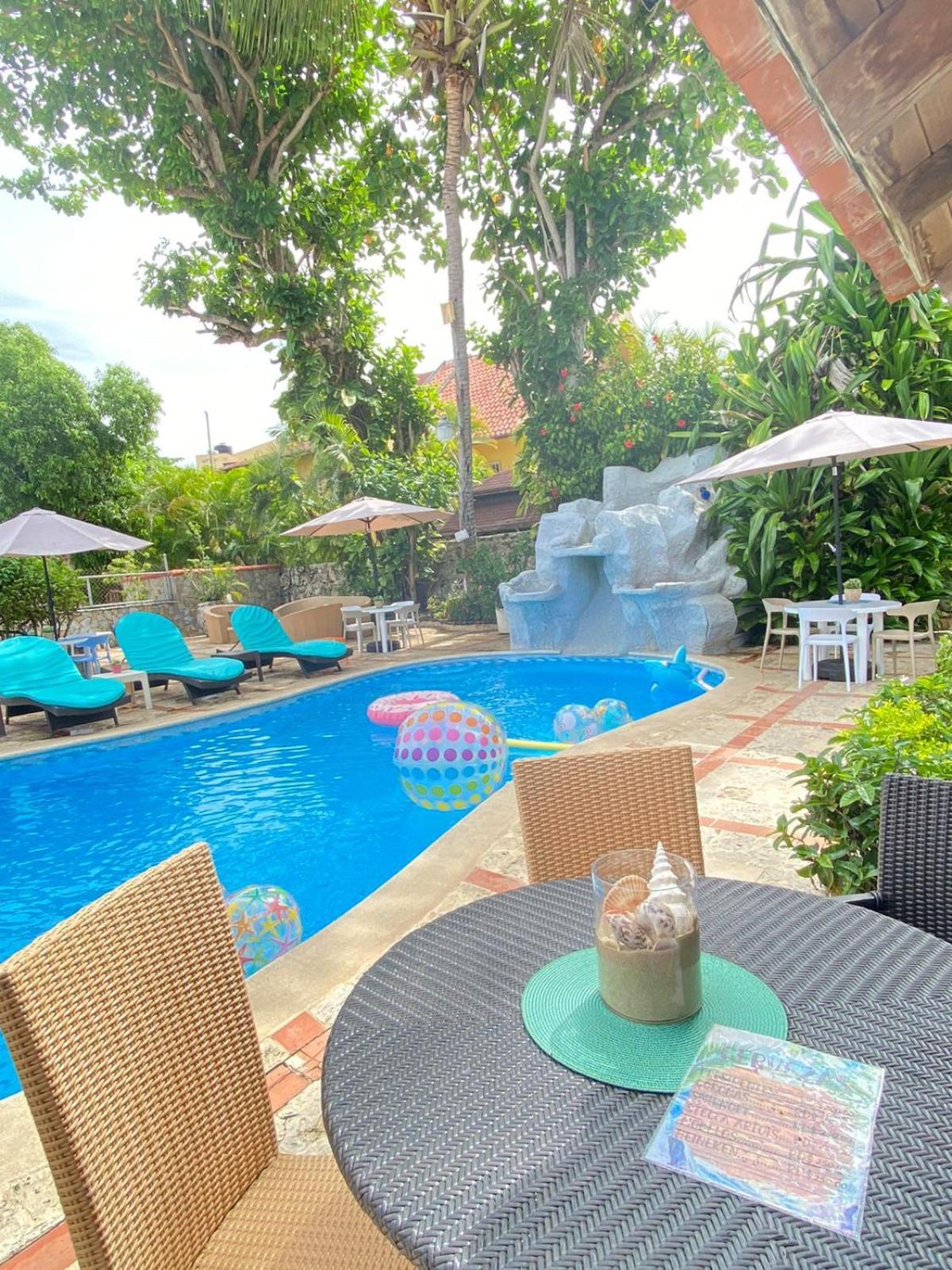 D' Franchesis Hostal Juan Dolio Ngoại thất bức ảnh