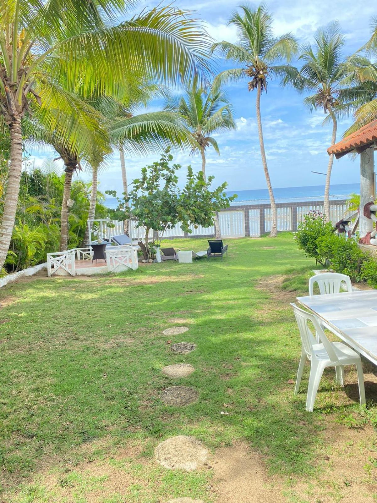 D' Franchesis Hostal Juan Dolio Ngoại thất bức ảnh